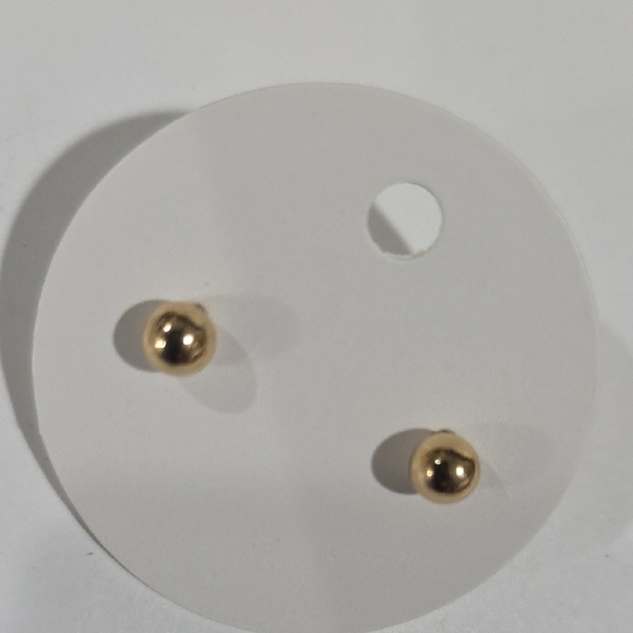 Gold Stud Earrings - Picture 4 of 9